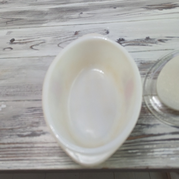 Vintage Glass bake casserole dish - Picture 4 of 6